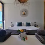 Ola Cotillo! Y Sentir El Mar Desde Casa