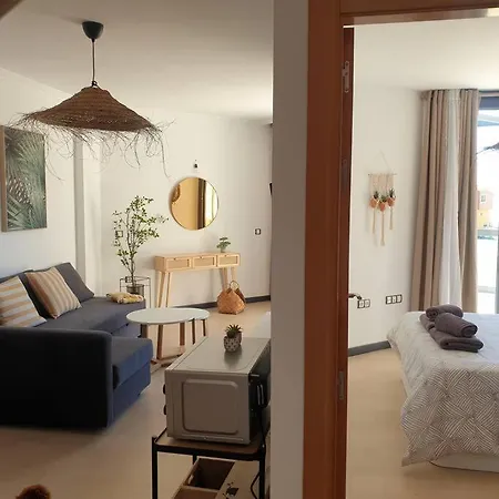 Ola Cotillo! Y Sentir El Mar Desde Casa *