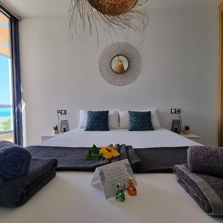 Terraza Privada, Vistas Al Mar Y Piscina Comunitaria